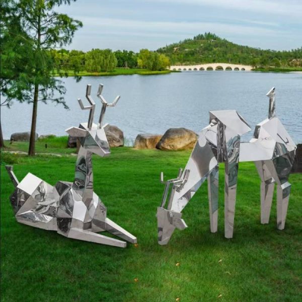 304 stainless steel plum blossom deer sculpture outdoor mirror geometric block surface deer park forest square scenic lawn ornaments - Image 5