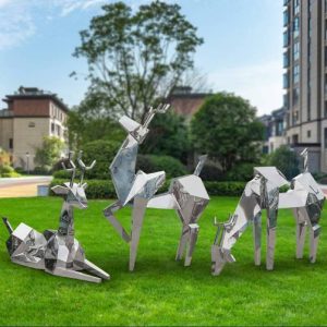 304 stainless steel plum blossom deer sculpture outdoor mirror geometric block surface deer park forest square scenic lawn ornaments