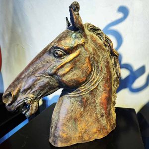 Bronze horse head sculpture in Chinese classical style