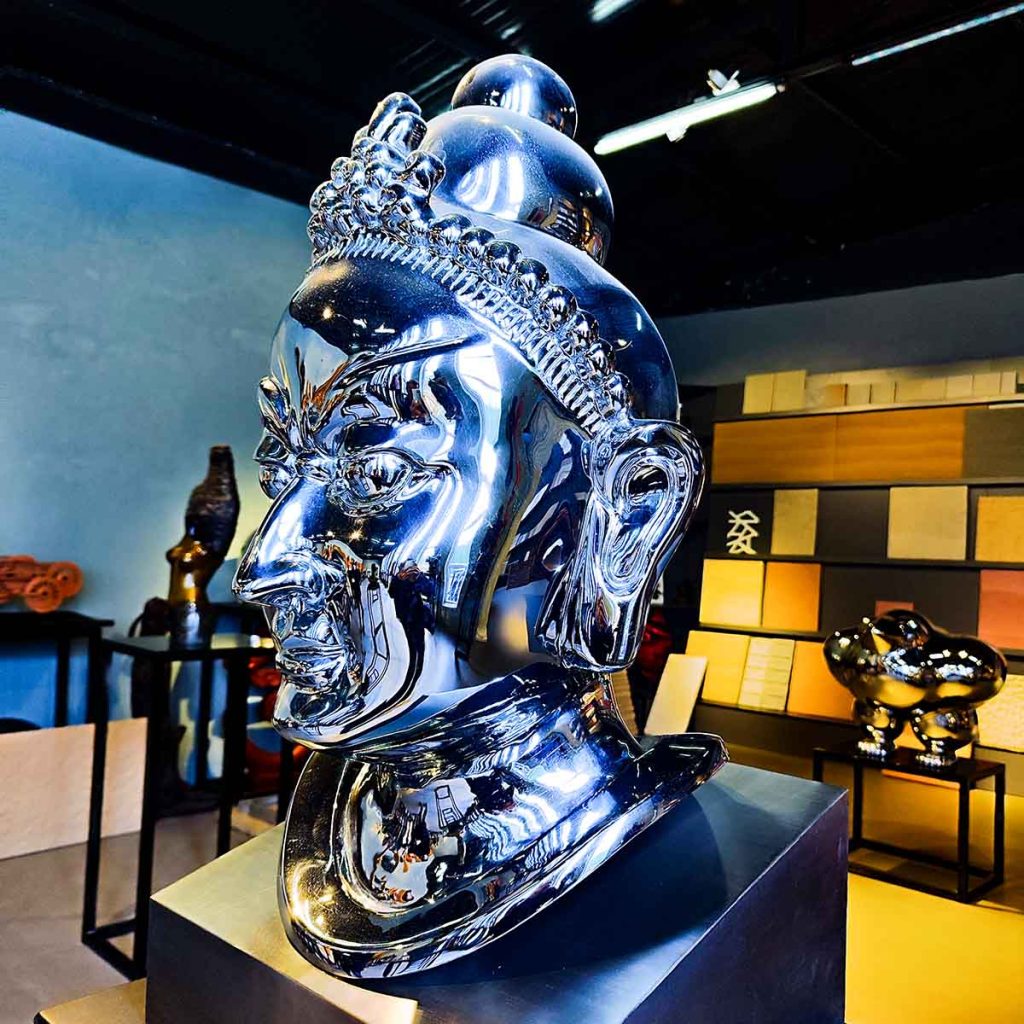 Stainless steel mirror figure sculpture Chinese opera figure ornaments Stainless steel mirror figure sculpture Chinese opera figure ornaments