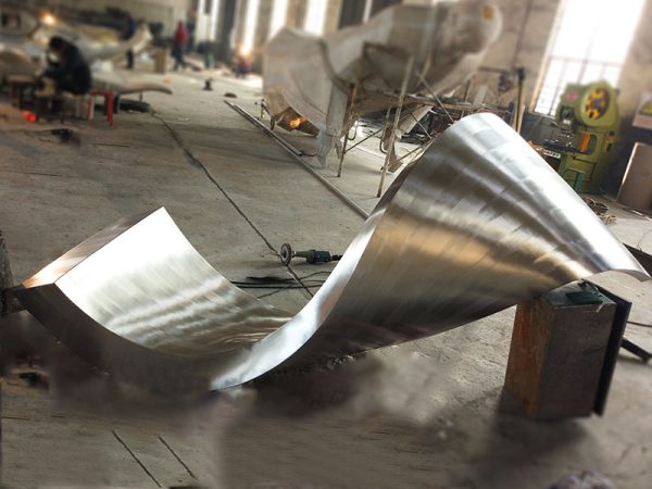 Stainless steel streamer abstract creative sculpture