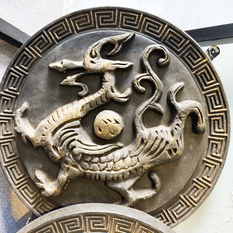 Antique Han Dynasty mythical beast Qinglong and White Tiger tile
