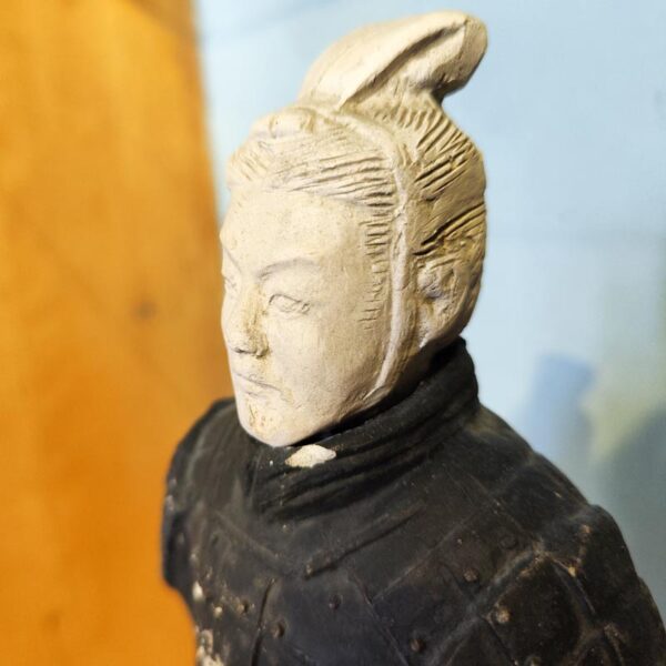 Ancient Chinese Soldier Fiberglass Sculpture | Armor Detail Customization | Bronze / Fiberglass Dual Material Choice