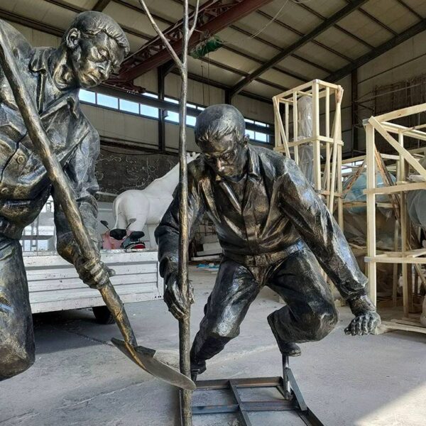 Outdoor park fiberglass imitation copper material figure planting tree sculpture - Image 2
