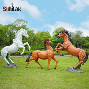 Outdoor Park Grass Fiberglass Horse Sculpture
