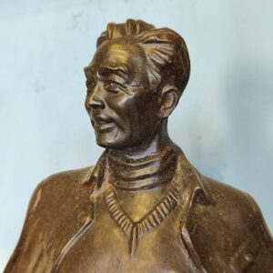 Modern Figures Historical Figures Bronze Statues Modern Sculpture Artwork