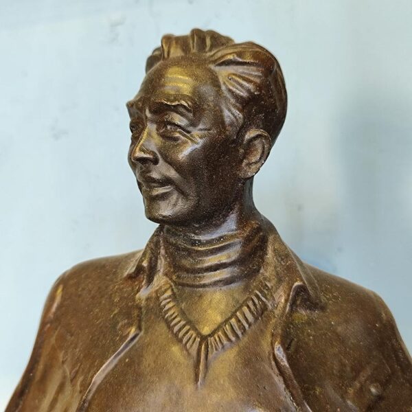 Modern Figures Historical Figures Bronze Statues Modern Sculpture Artwork