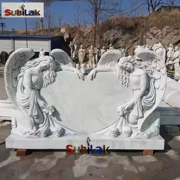 Single-heart tombstone sculpture made of white marble