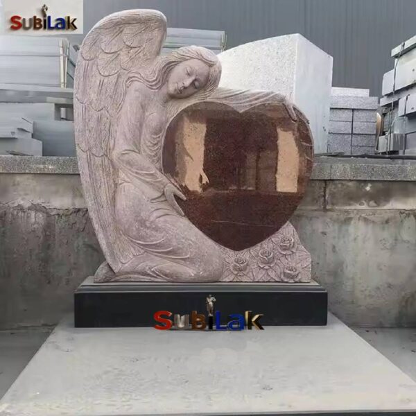 Single-heart tombstone sculpture made of white marble - Image 2