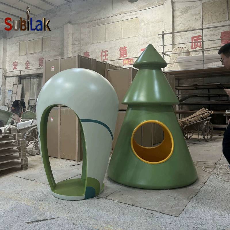 Fiberglass sculpture with the theme of “Forest Hut” - Image 3